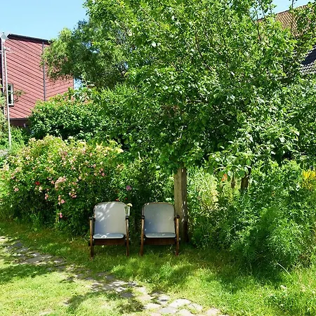 Alte Kino In - Gartenhaus Barth