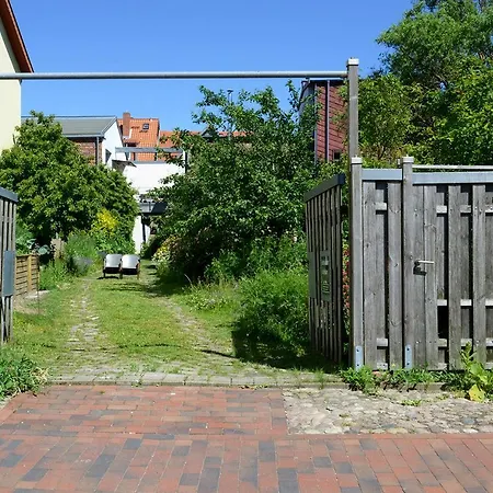 Alte Kino In - Gartenhaus * Barth