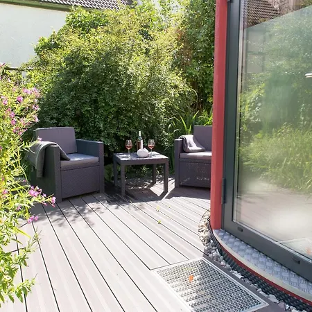 Alte Kino In - Gartenhaus Daire *